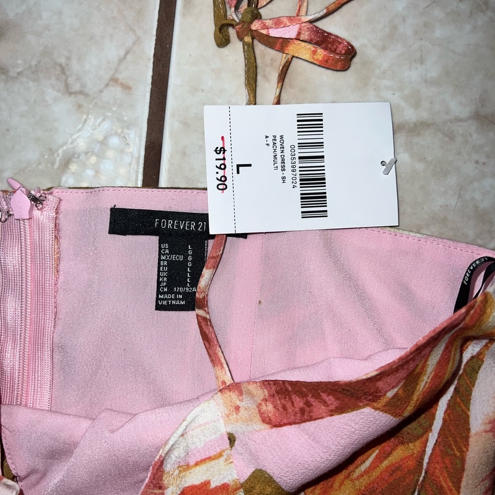 Forever 21 flower dress - Picture 3 of 4